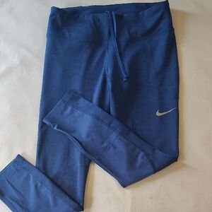 Nike 3/4 Length Royal Blue Leggings Athletic Size Medium EUC